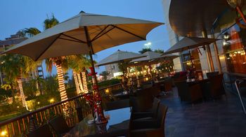 Holiday Inn Kuwait by IHG 4*