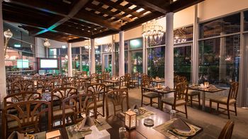 Holiday Inn Kuwait by IHG 4*