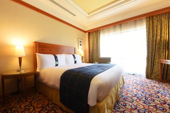 Holiday Inn Kuwait by IHG 4*