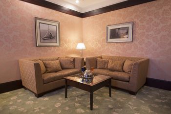 Holiday Inn Kuwait by IHG 4*