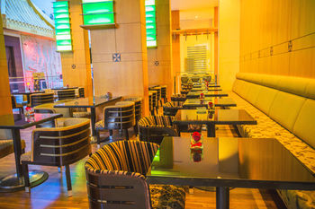 Holiday Inn Kuwait by IHG 4*