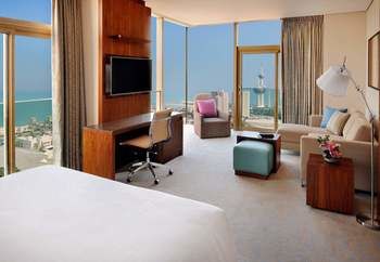 Residence Inn by Marriott Kuwait City 4*