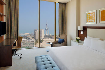 Residence Inn by Marriott Kuwait City 4*