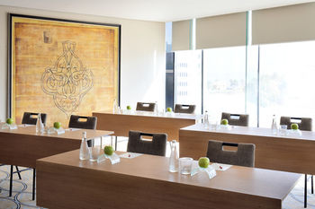 Residence Inn by Marriott Kuwait City 4*