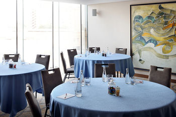 Residence Inn by Marriott Kuwait City 4*