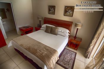 Lakeview Boutique Hotel & Conference Center 5*