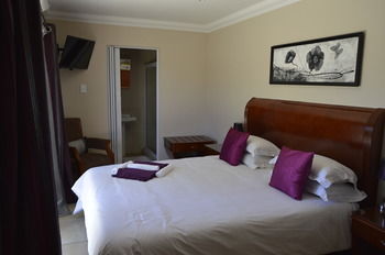 Lakeview Boutique Hotel & Conference Center 5*