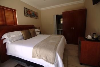 Lakeview Boutique Hotel & Conference Center 5*