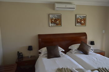 Lakeview Boutique Hotel & Conference Center 5*