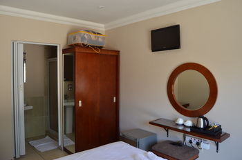 Lakeview Boutique Hotel & Conference Center 5*