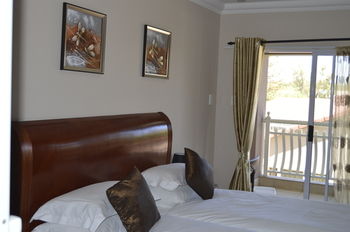Lakeview Boutique Hotel & Conference Center 5*
