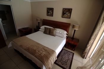 Lakeview Boutique Hotel & Conference Center 5*