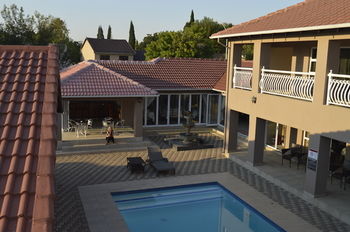 Lakeview Boutique Hotel & Conference Center 5*