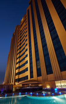 Millennium Hotel and Convention Centre Kuwait 4*