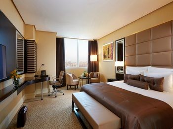 Millennium Hotel and Convention Centre Kuwait 4*