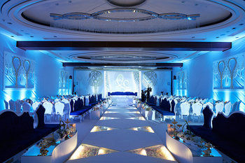 Millennium Hotel and Convention Centre Kuwait 4*