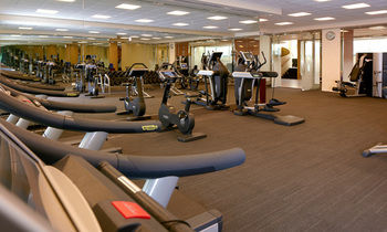 Millennium Hotel and Convention Centre Kuwait 4*