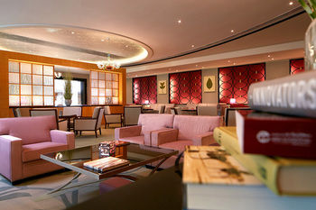Millennium Hotel and Convention Centre Kuwait 4*