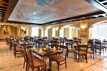 Millennium Hotel and Convention Centre Kuwait 4*