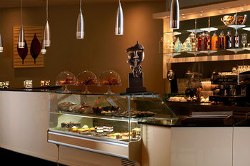 Millennium Hotel and Convention Centre Kuwait 4*