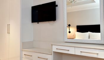 The Max Hotel Sandton 4*