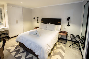 The Max Hotel Sandton 4*