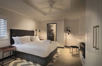 The Max Hotel Sandton 4*