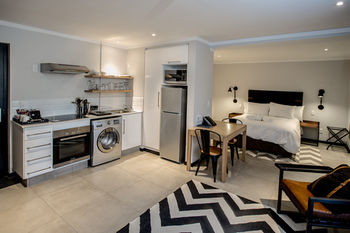 The Max Hotel Sandton 4*