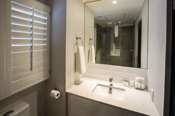 The Max Hotel Sandton 4*