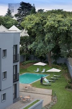 The Max Hotel Sandton 4*