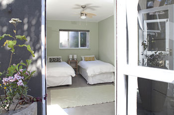 THE BIG Luxury Backpackers 3*