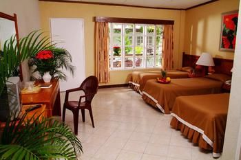 Almont Inland Resort 3*