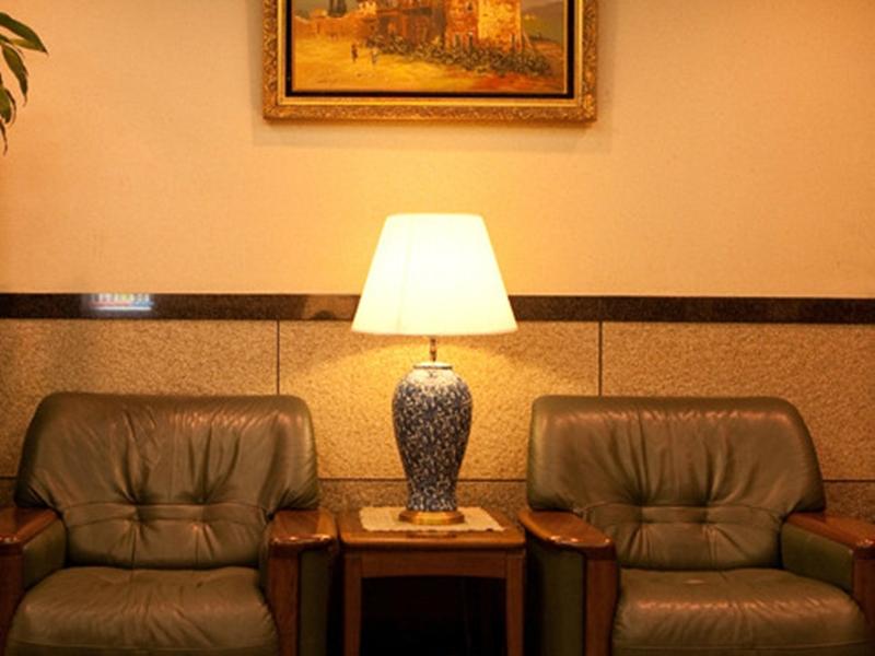 Hotel Arthur KITAHAMA BASE 3*