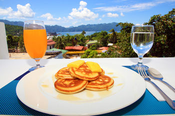 Coron Bluewave Hotel 3*