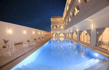 Coron Bluewave Hotel 3*