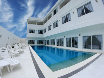 Coron Bluewave Hotel 3*