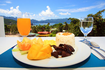 Coron Bluewave Hotel 3*