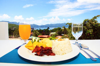 Coron Bluewave Hotel 3*