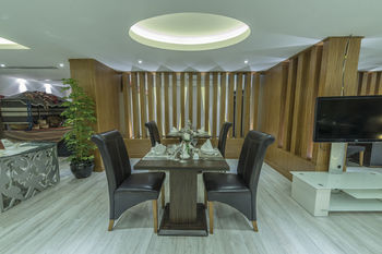 Obaer Hotel 0*