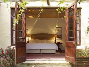 Elephant House 4*