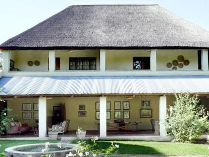 Elephant House 4*