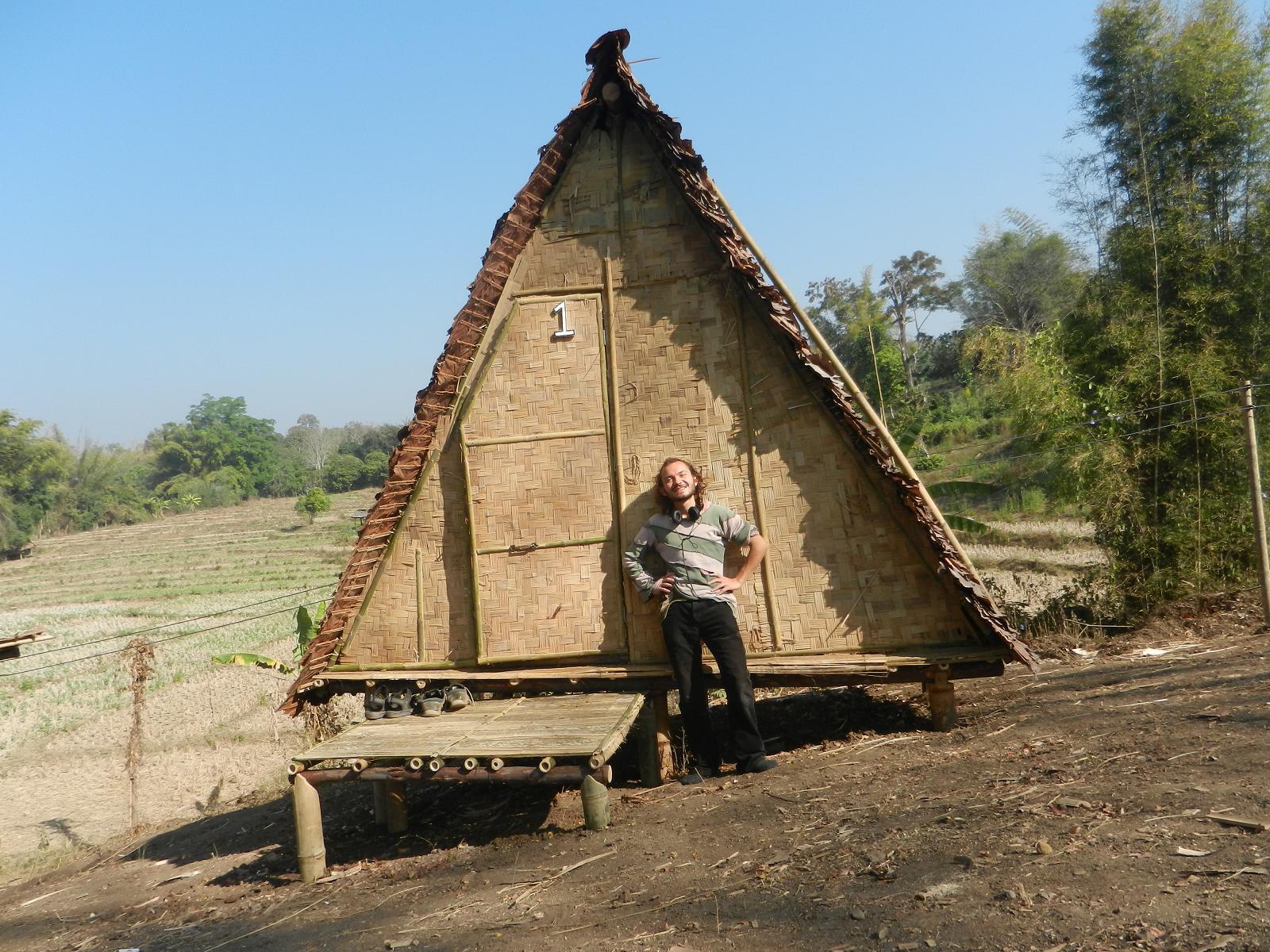 Pai Circus Hostel 2*