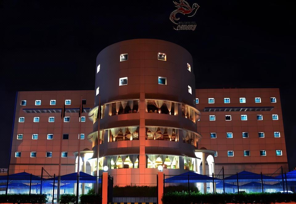 Canary Beach Hotel 3*