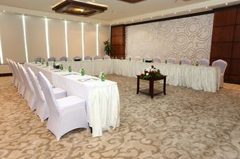 Golden Bujari Al Khobar Hotel 4*