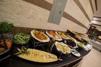 Golden Bujari Al Khobar Hotel 4*