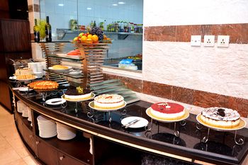 Golden Bujari Al Khobar Hotel 4*