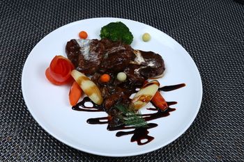 Golden Bujari Al Khobar Hotel 4*