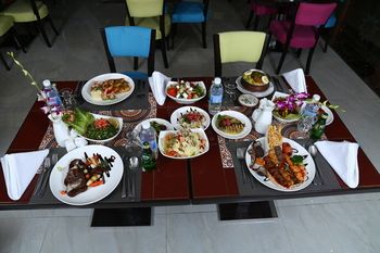 Golden Bujari Al Khobar Hotel 4*