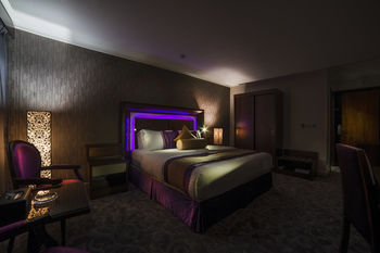 Golden Bujari Al Khobar Hotel 4*