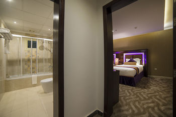 Golden Bujari Al Khobar Hotel 4*